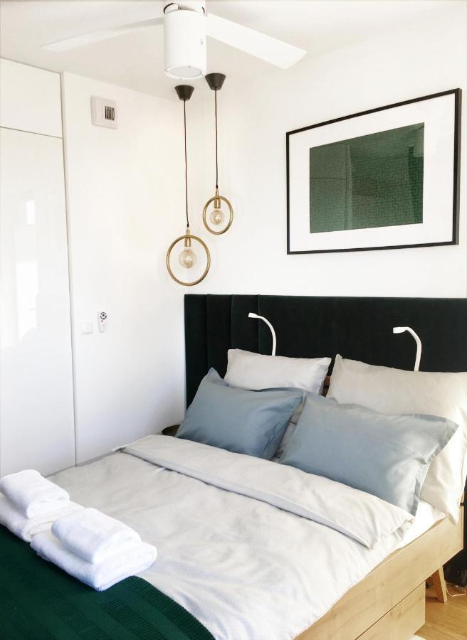 Green Apartment Gdansk Z Garazem Экстерьер фото